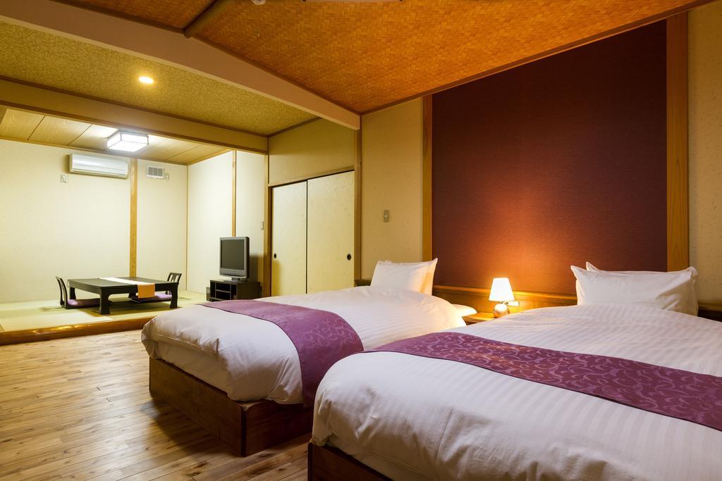 Yufuin Ryokuyu Hotel Eksteriør billede